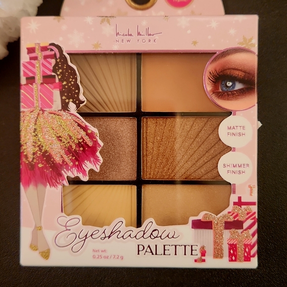 Nicole Miller Eyeshadow palette - Picture 3 of 7